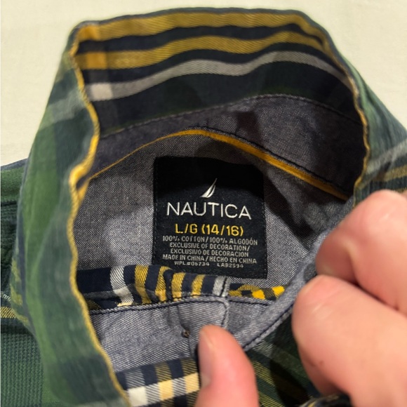 Nautica button up - Picture 2 of 4